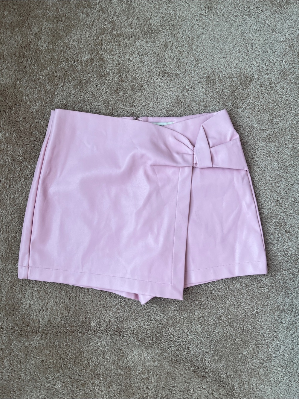 Francesca’s Faux Leather Skort - Picture 2 of 13